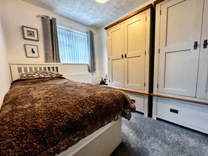 Photo 6- click for photo gallery